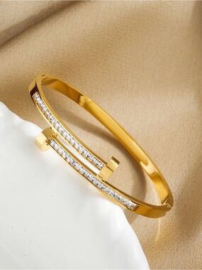 Classic Gold Crystal Bar Bangle Bracelet
